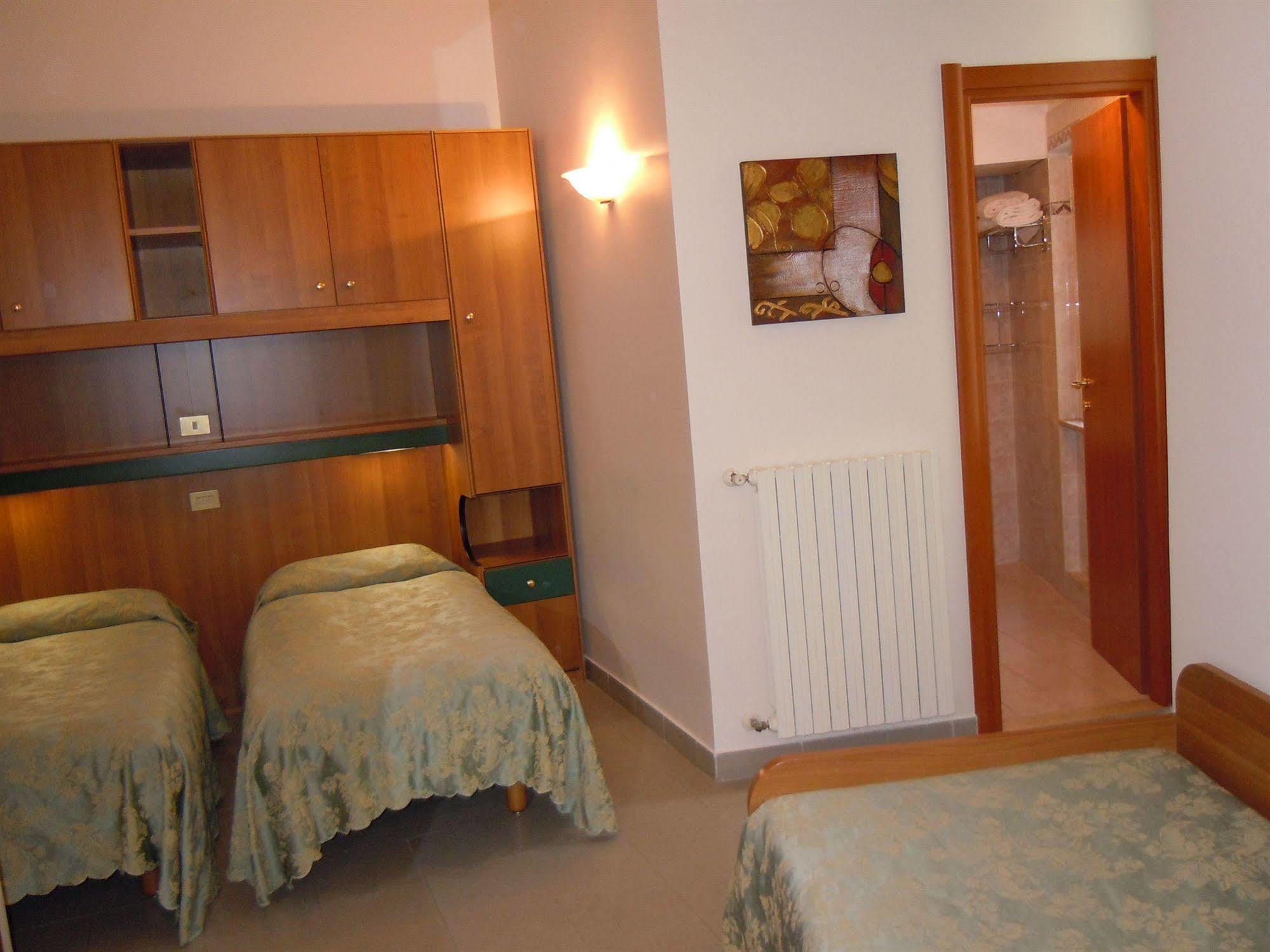Hotel Papa Germano Roma Eksteriør bilde